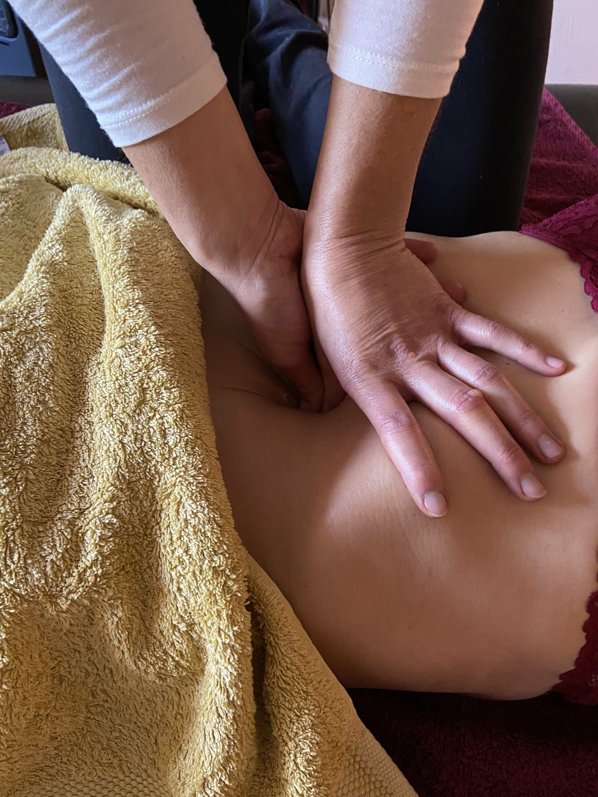 point de pression de l'abdomen formation chi Nei Tsang